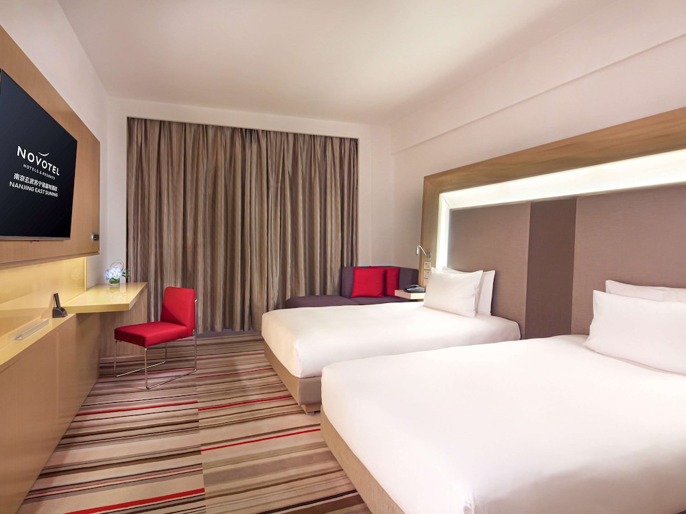 Novotel Nanjing East Suning 32/77