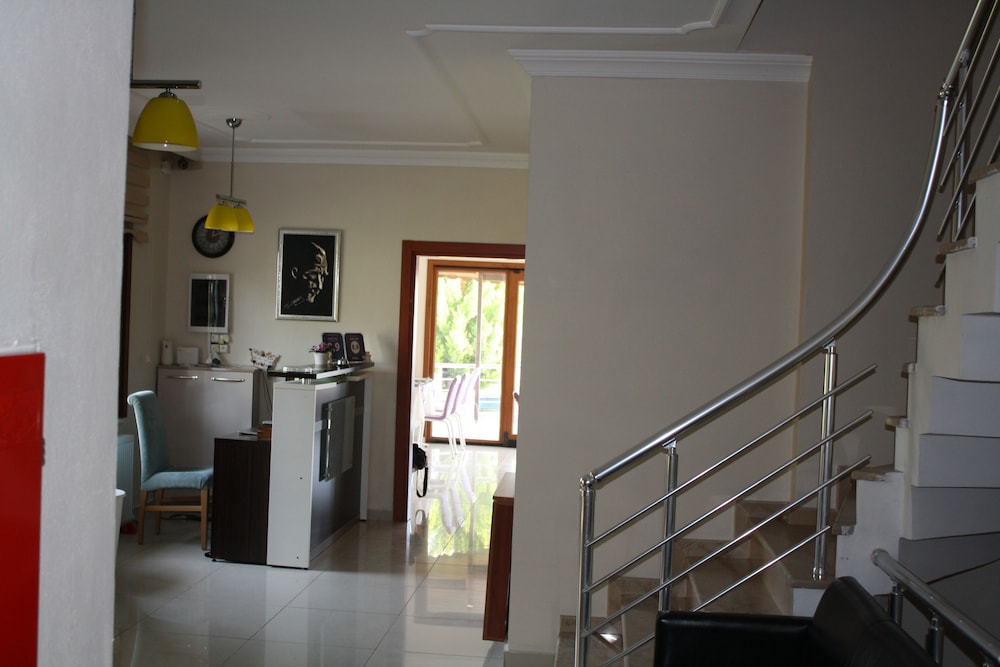 Safir Butik Otel 24/37