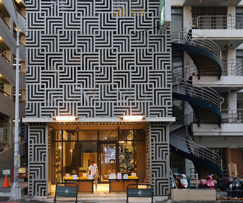 Aroma Chew Hotel 2/77