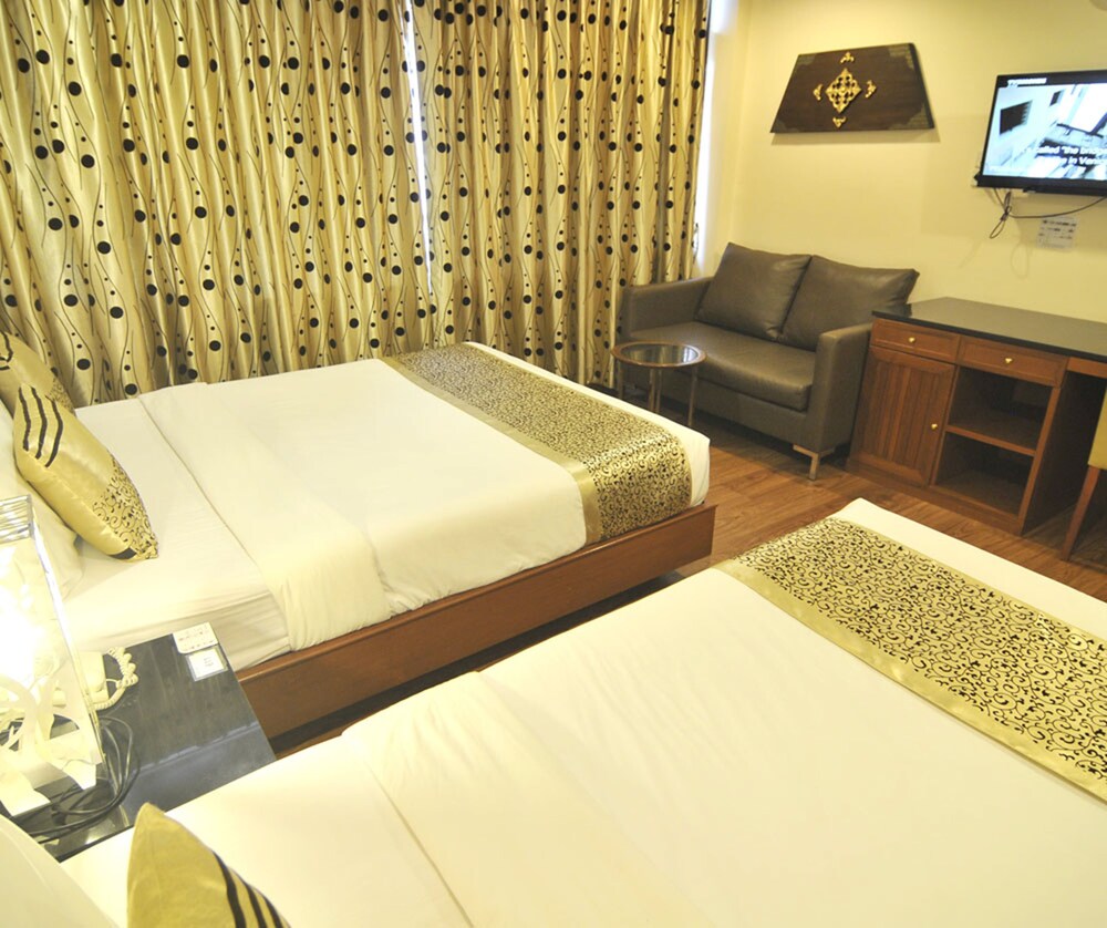 Malaysia Hotel 41/53