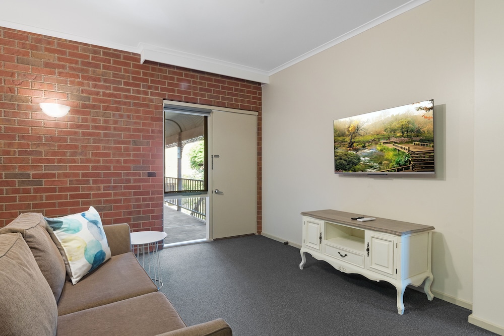 Burke And Wills Motor Inn Swan Hill 23/37