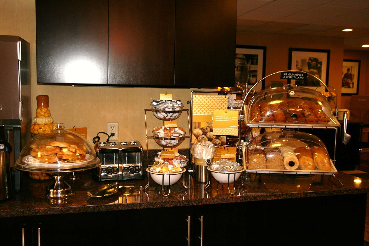 Hampton Inn Dalton 14/38