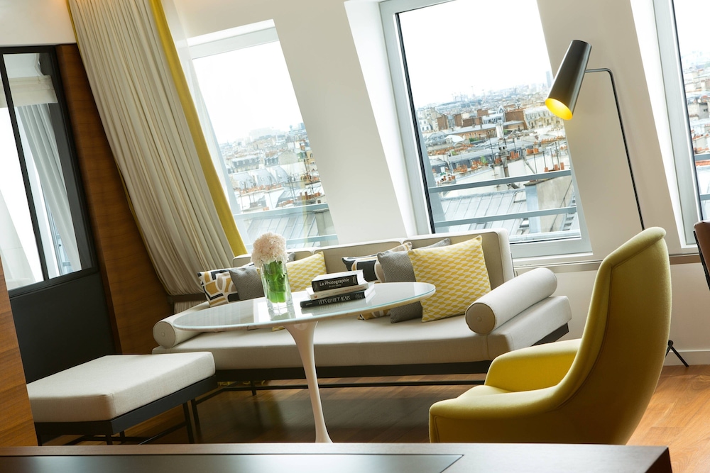Renaissance Paris Republique Hotel 39/61