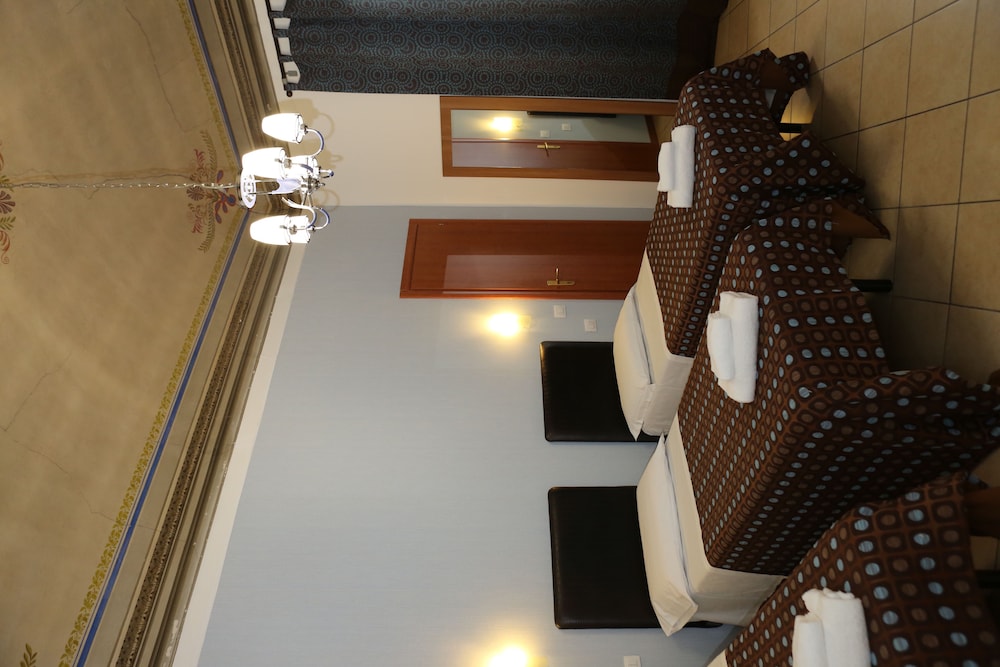 Adelaide House 21/38