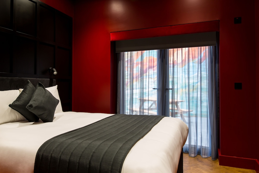 Duke Street Boutique Hotel 3/30