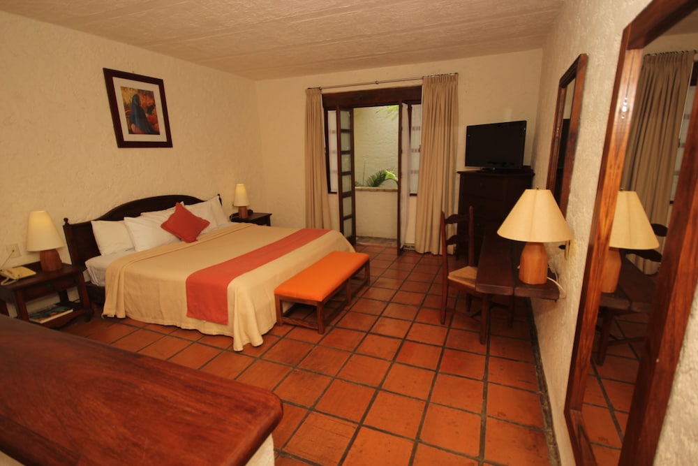 Villa Blanca Huatulco 5/50