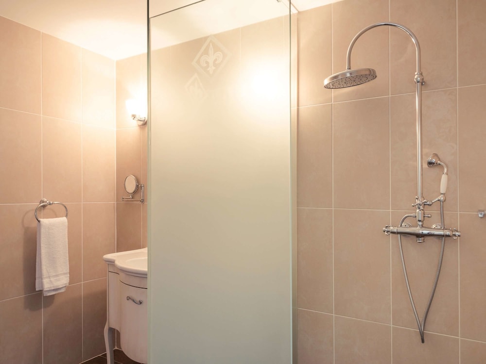 Hotel Mercure Villeneuve sur Lot Moulin de Madame 45/48
