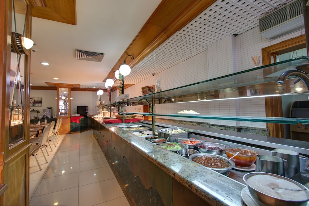 Canifor Hotel 44/44