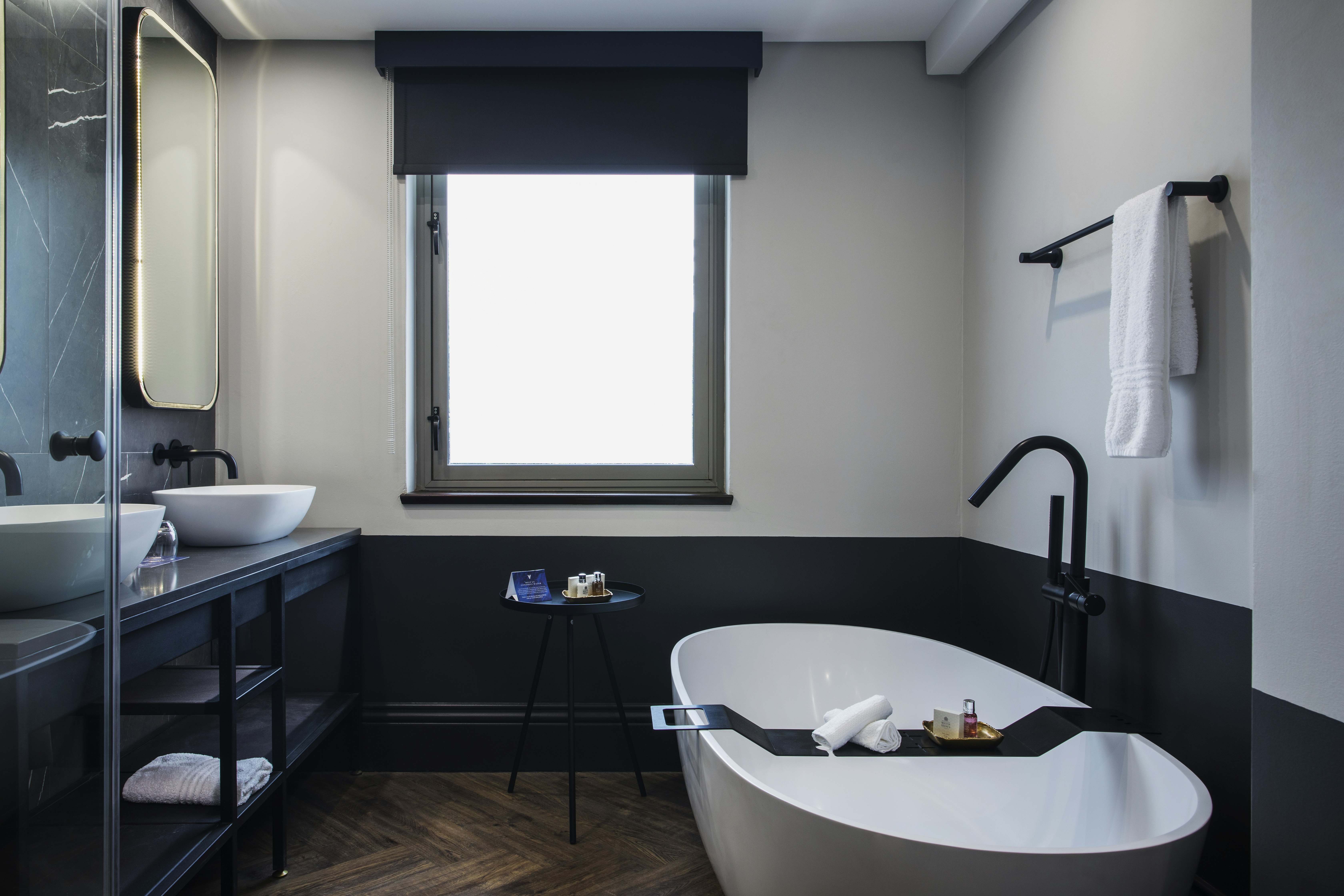 SEVEN Villa Hotel and Spa 34/38