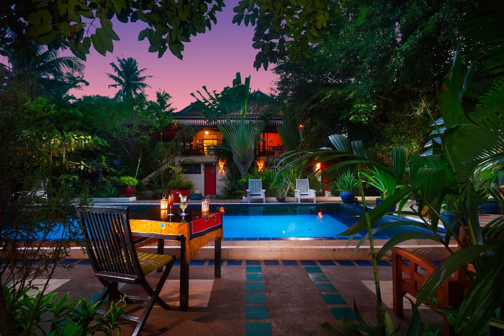 The Cockatoo Nature Resort Spa 40/50