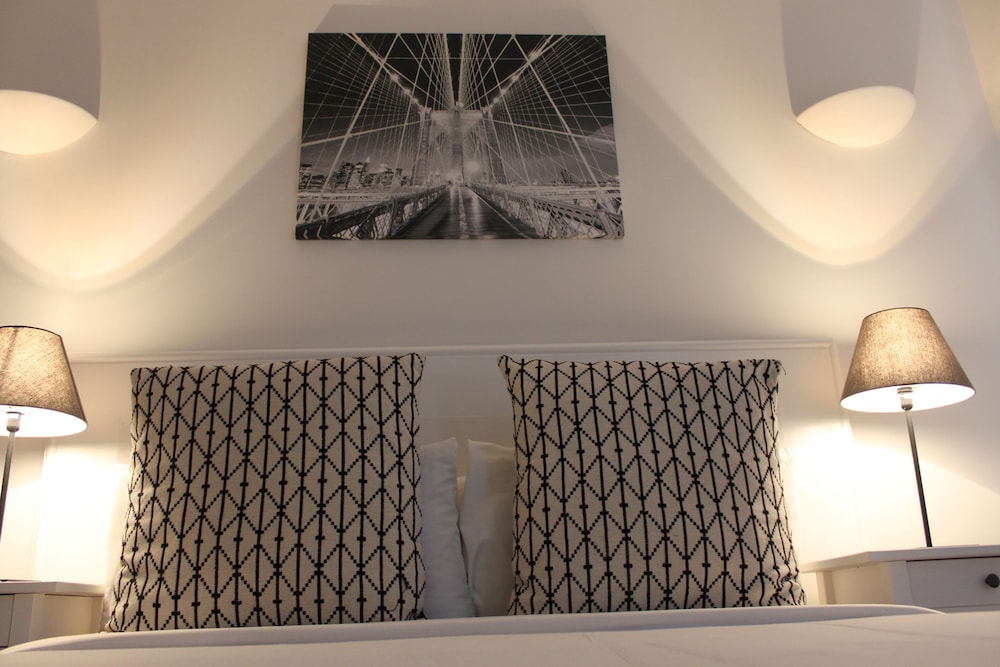 W6 Hotel 53/74