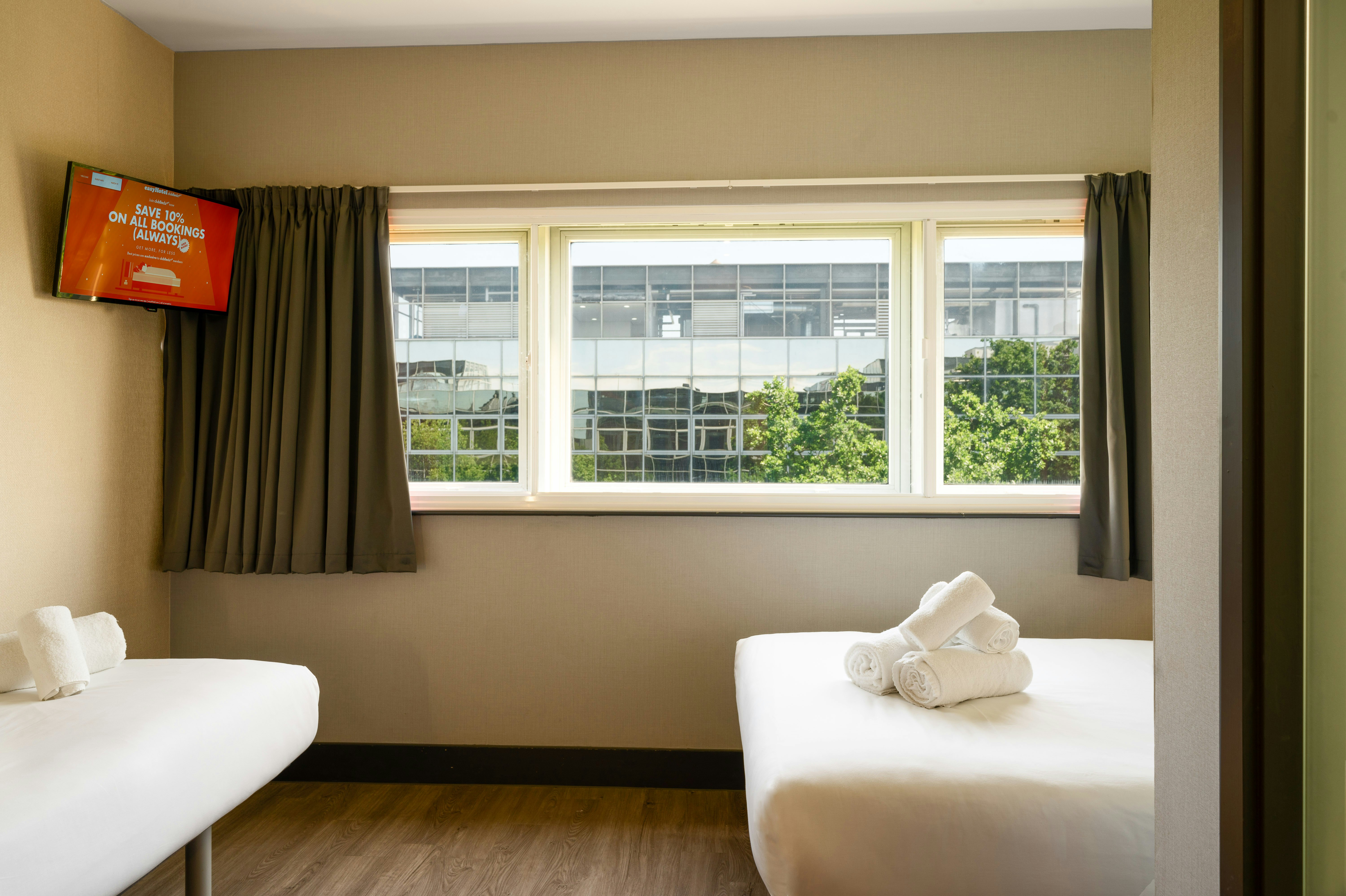 easyHotel Milton Keynes Central 8/10