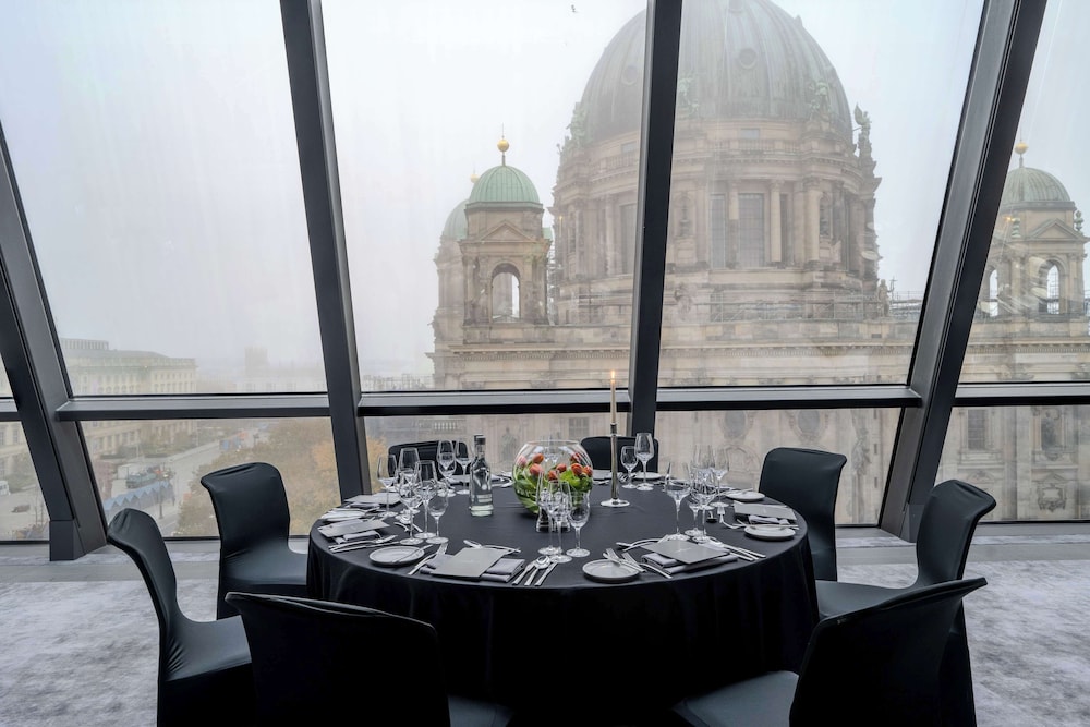 Radisson Collection Hotel, Berlin 52/68