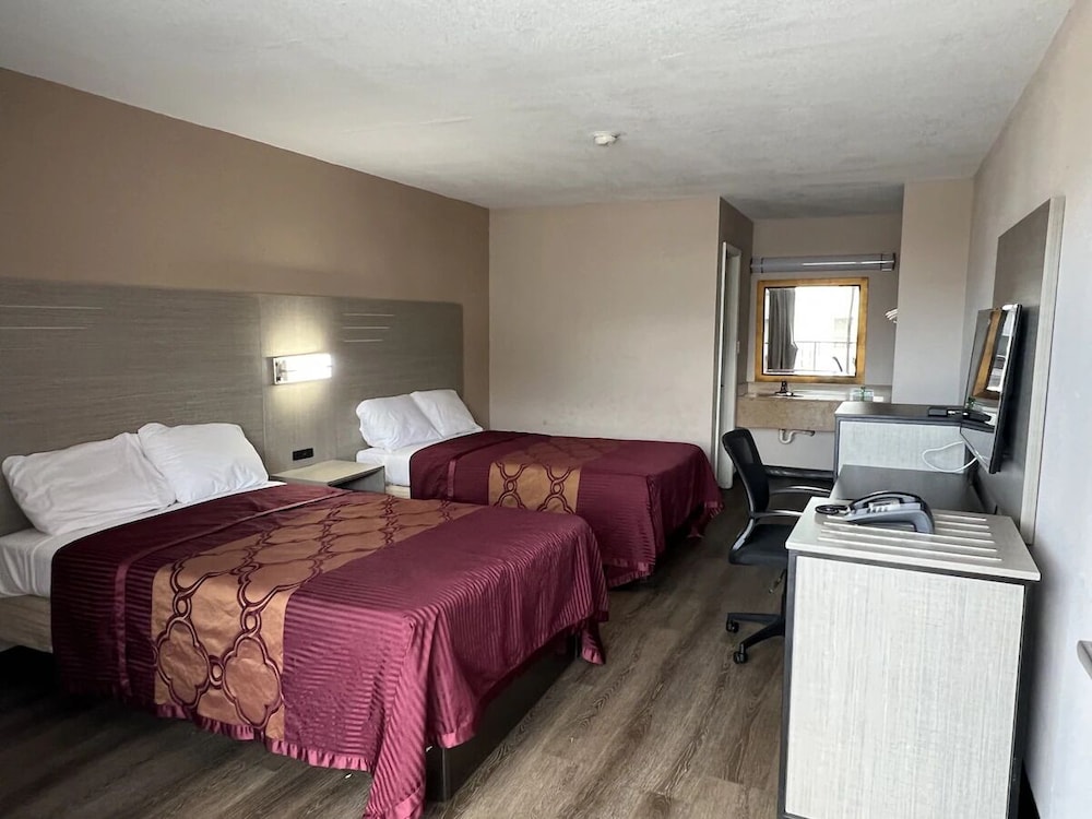 Western Inn Hattiesburg 5/36