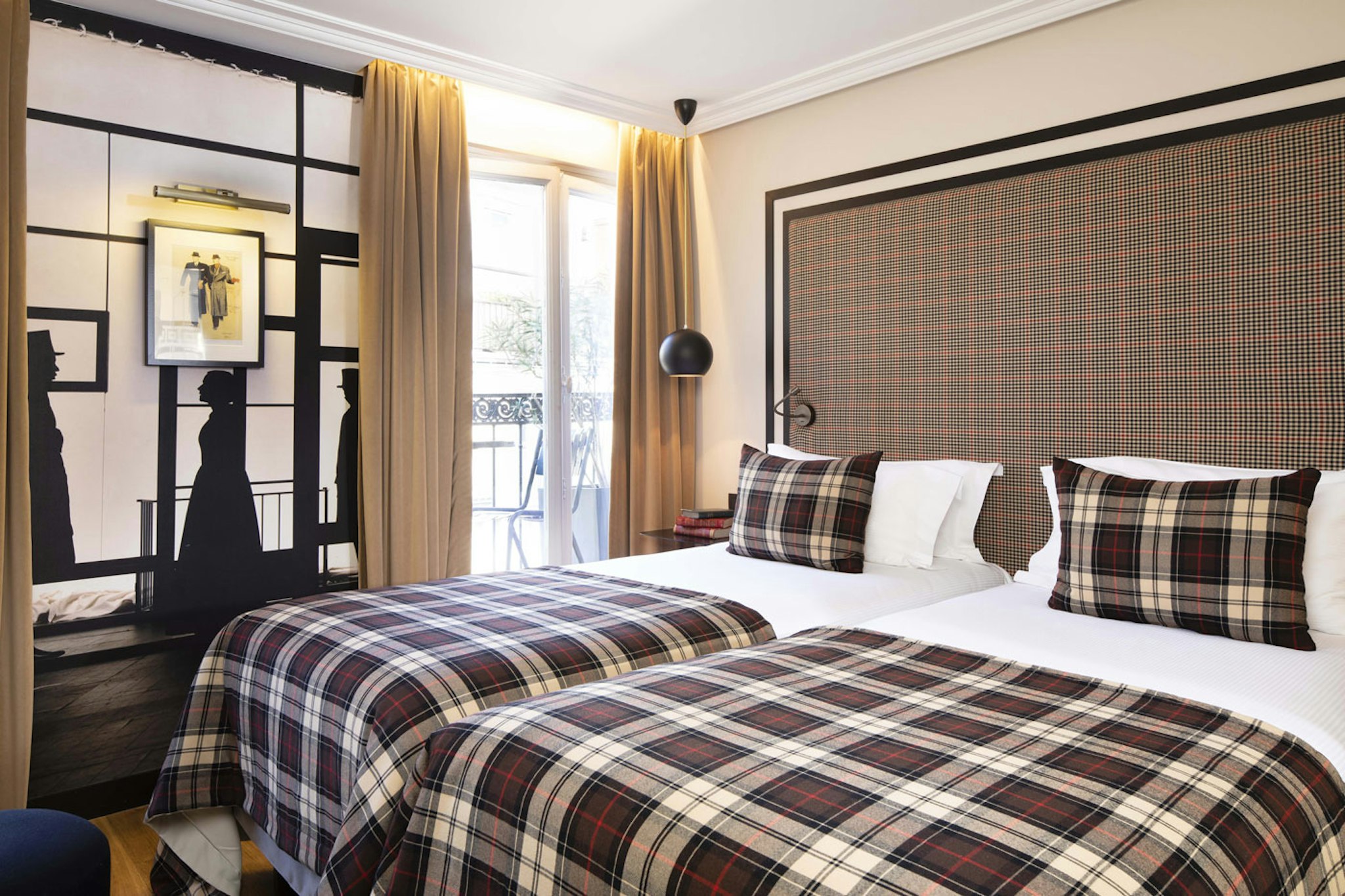 Hotel Monsieur 19/64