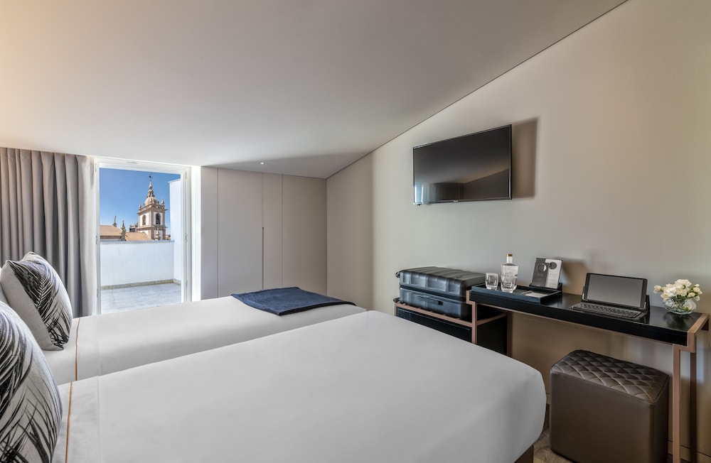 Hotel Moon And Sun Braga 23/42