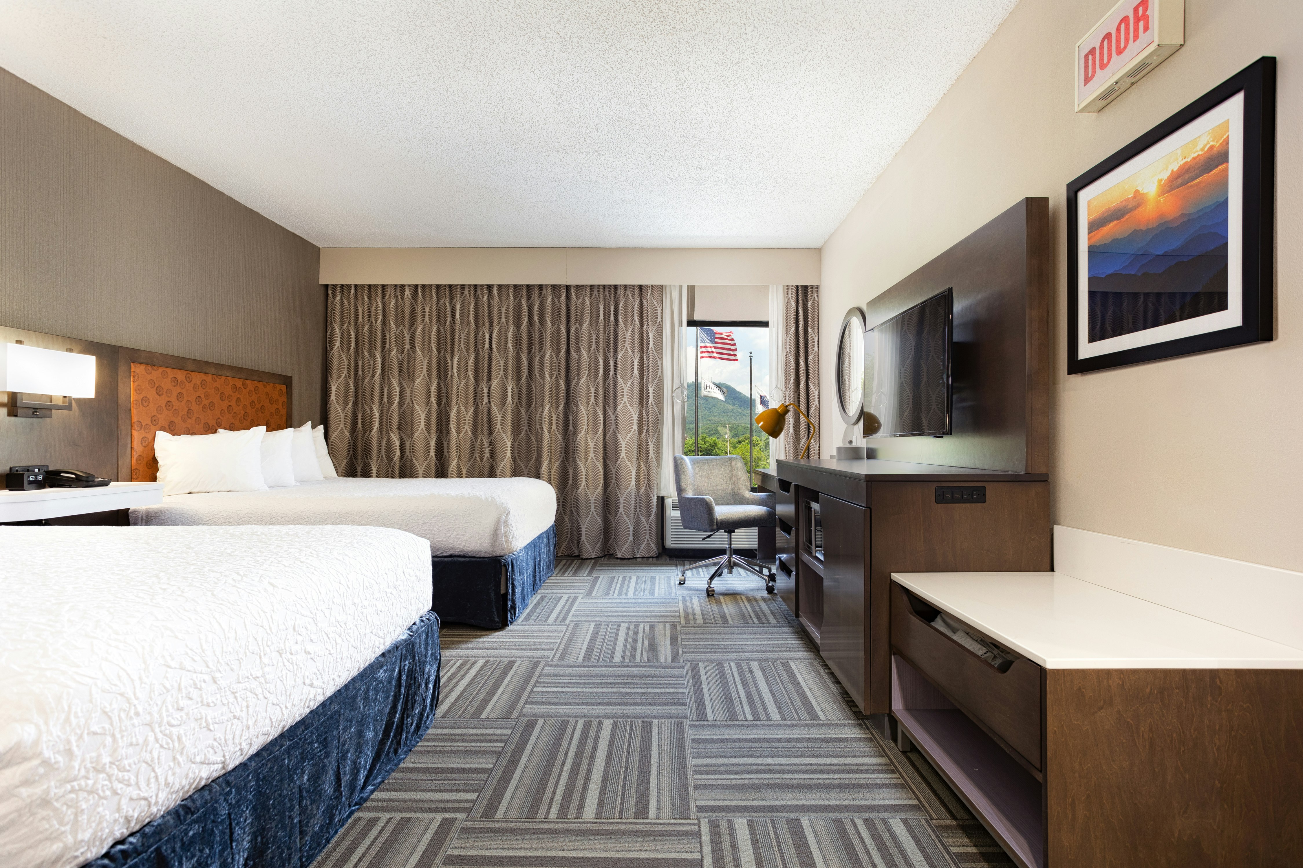 HAMPTON INN KINGSPORT 10/34