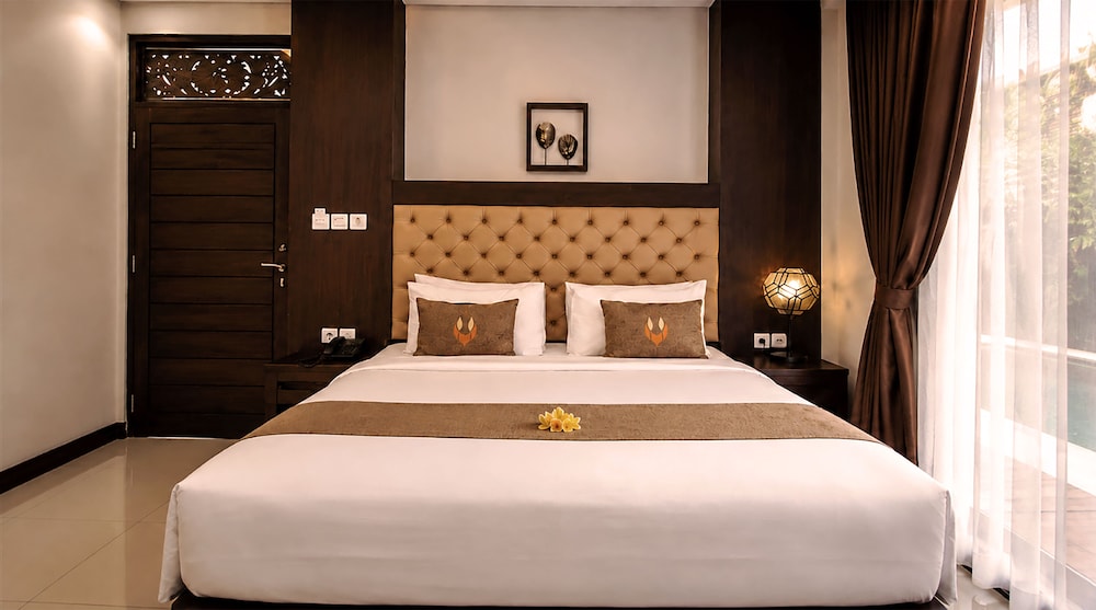 غرفة ديلوكس بسرير كينج بإطلالة على المسبح، The Visala Boutique Suites Seminyak 2/10