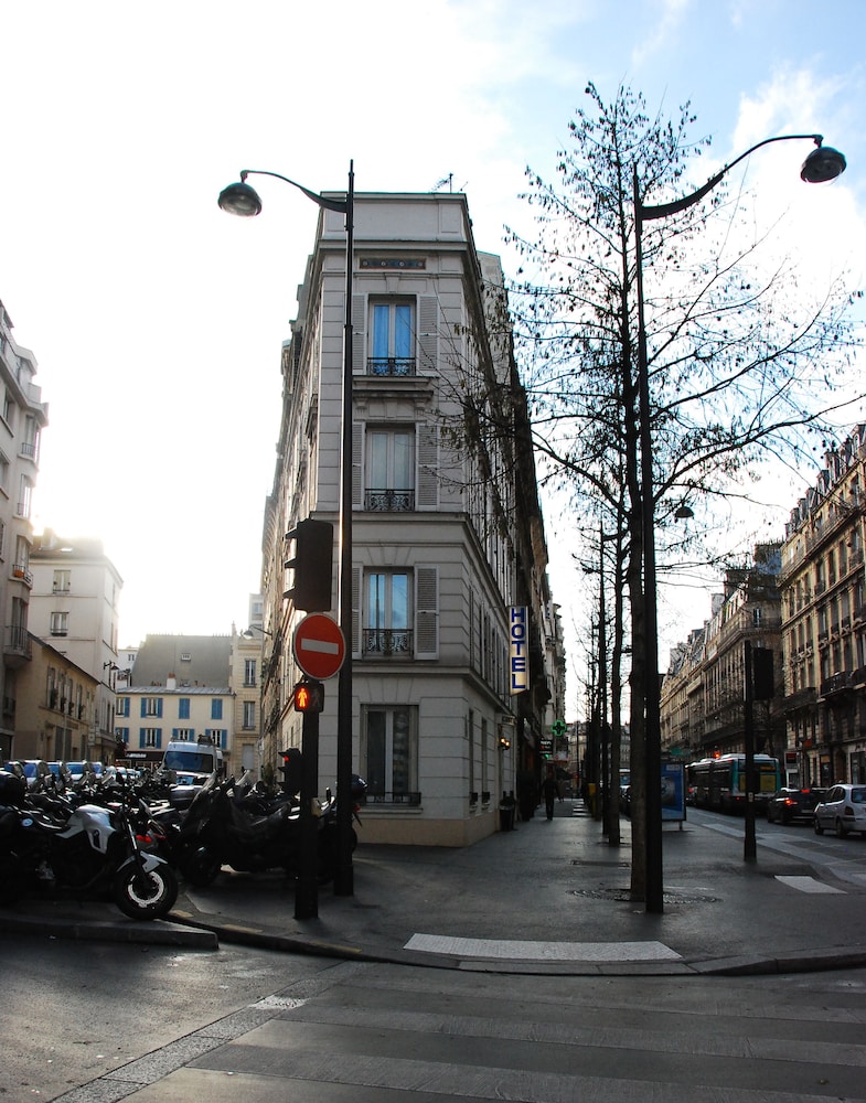 HOTEL COSY MONCEAU 47/51