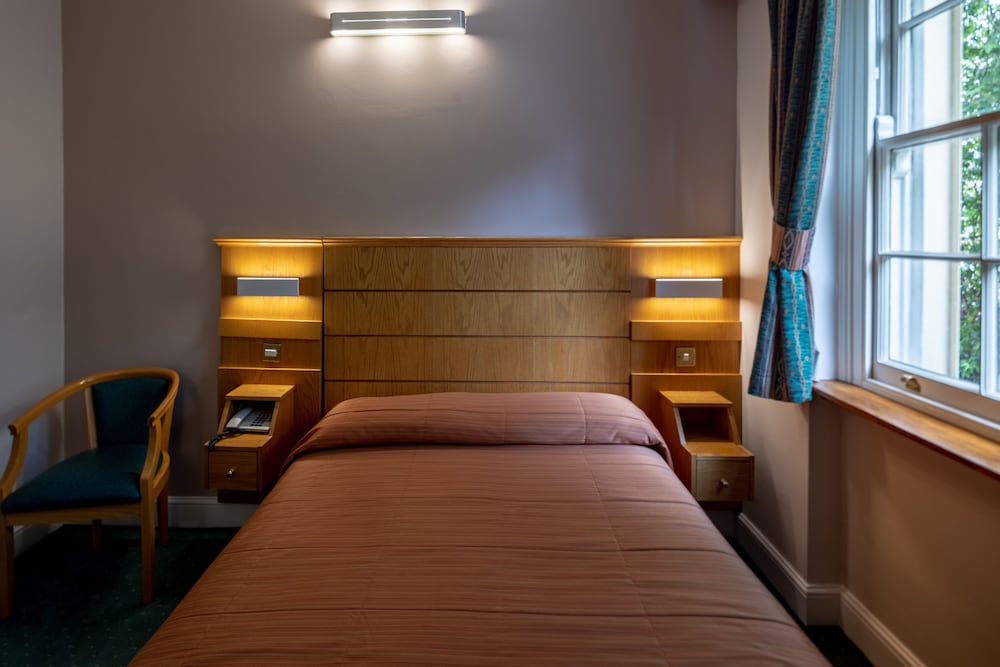 Nayland Hotel 21/66