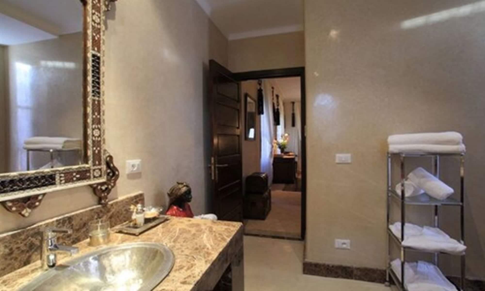 Colonial, Junior Suite
