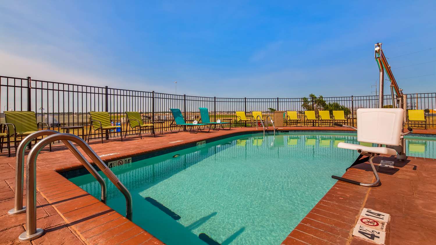 Best Western Plus Executive Residency Elk City 20/34