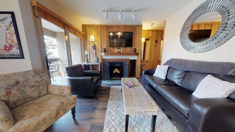 Vail 21 Condominiums 34/60