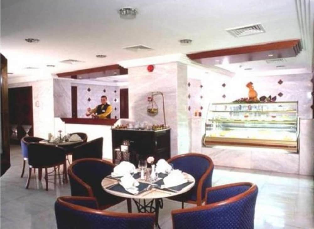فندق ايلاف اجياد(Manazel Ajyad Hotel By Elaf) 31/36