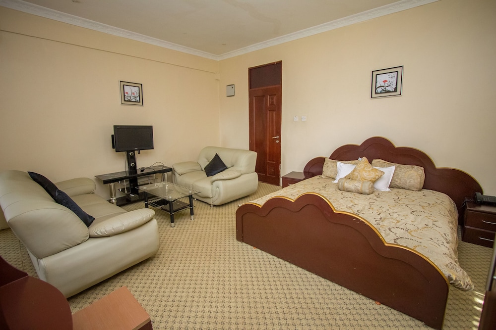 Grand Global Hotel 37/65