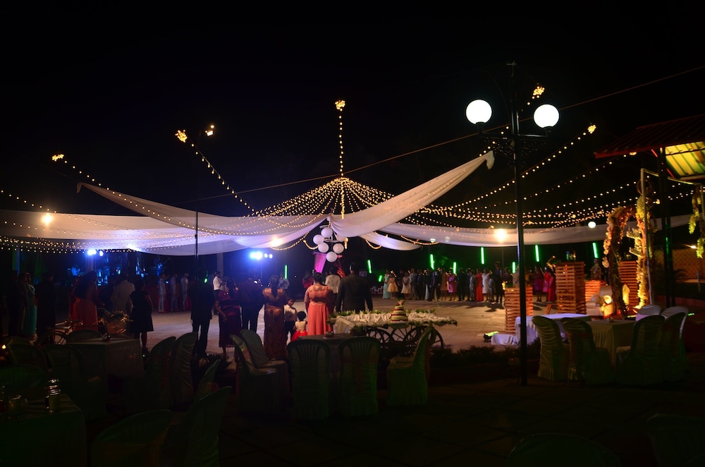 INDISMART WOODBOURNE RESORT 5/50