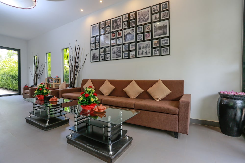 Ladear Priviledge Rooms 52/78