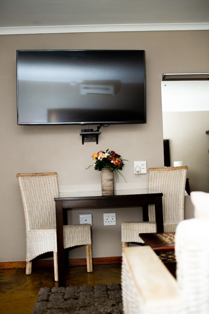 Kleinplasie Guest House 19/29