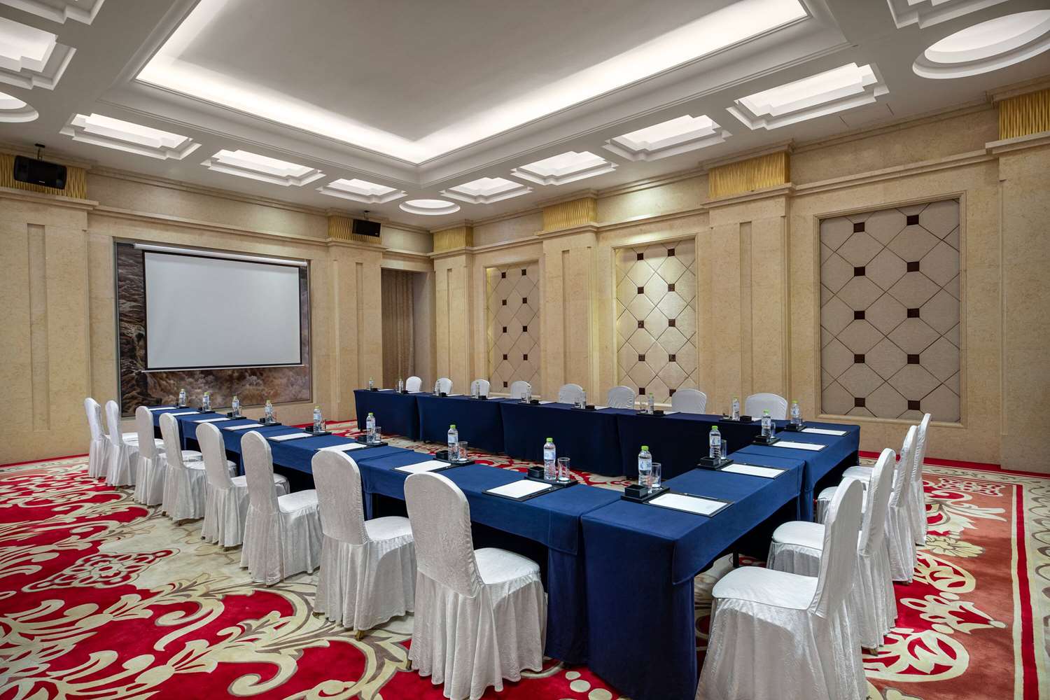 Wyndham Grand Hotel Qingdao 35/50
