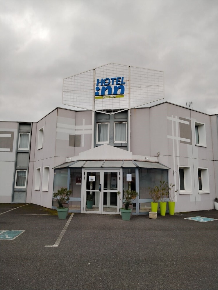 Hotel de MONTLUCON 30/36