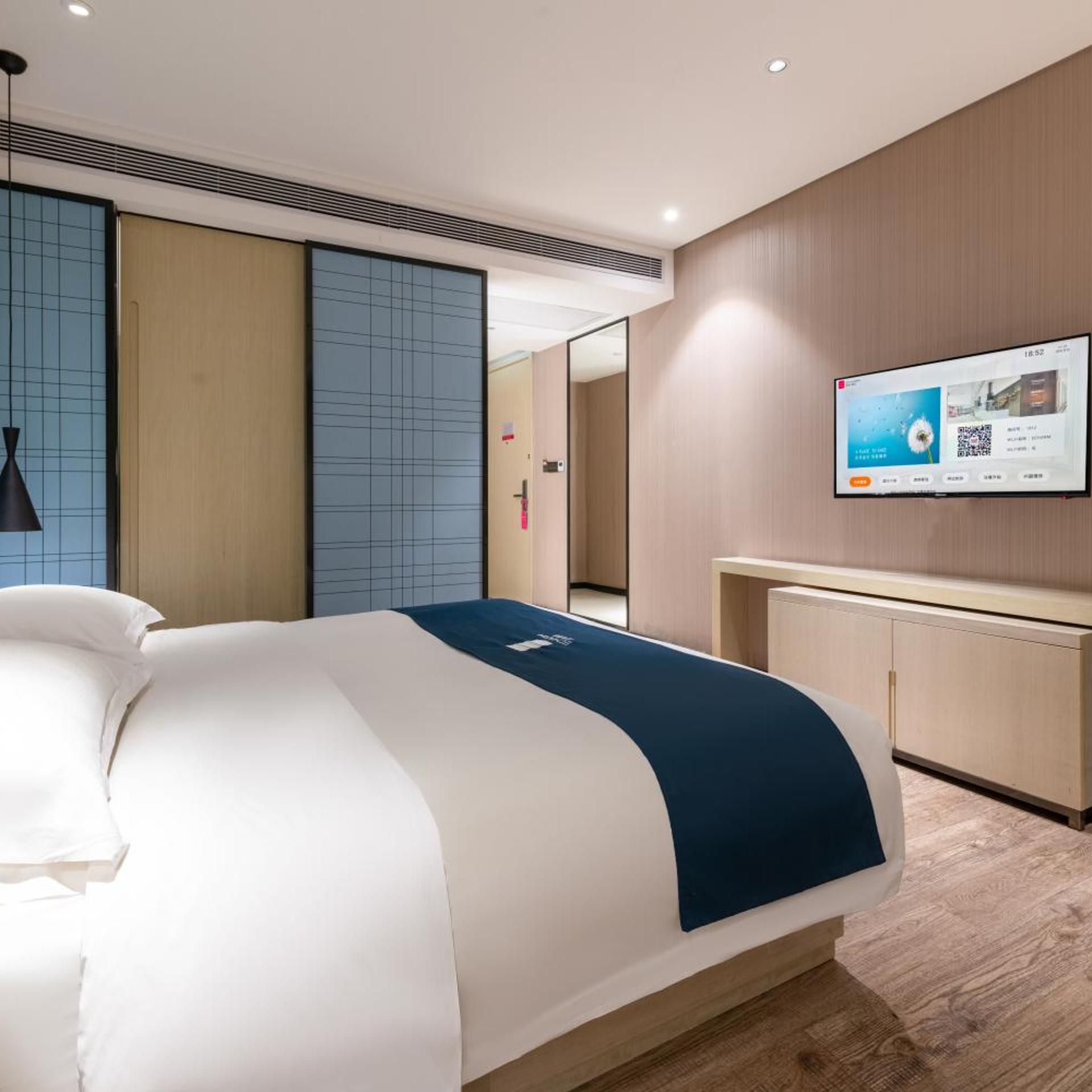 Echarm Hotel( Guangzhou Jiahe Wanggang Metro Station) 13/23