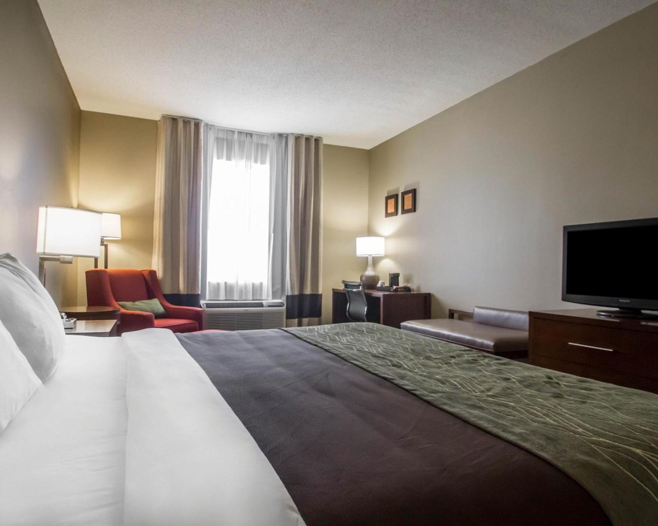 غرفة بسرير كينج لذوي الإعاقة، Comfort Inn Amite City 3/6