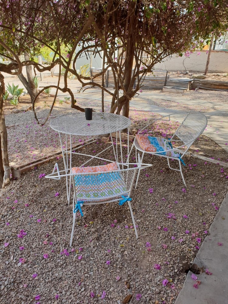 Oasis Shanti Backpackers 25/49