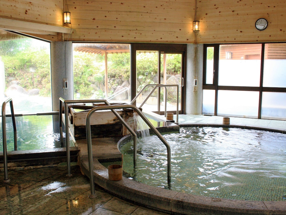 Izu Hatake Onsen Daisenya 9/34