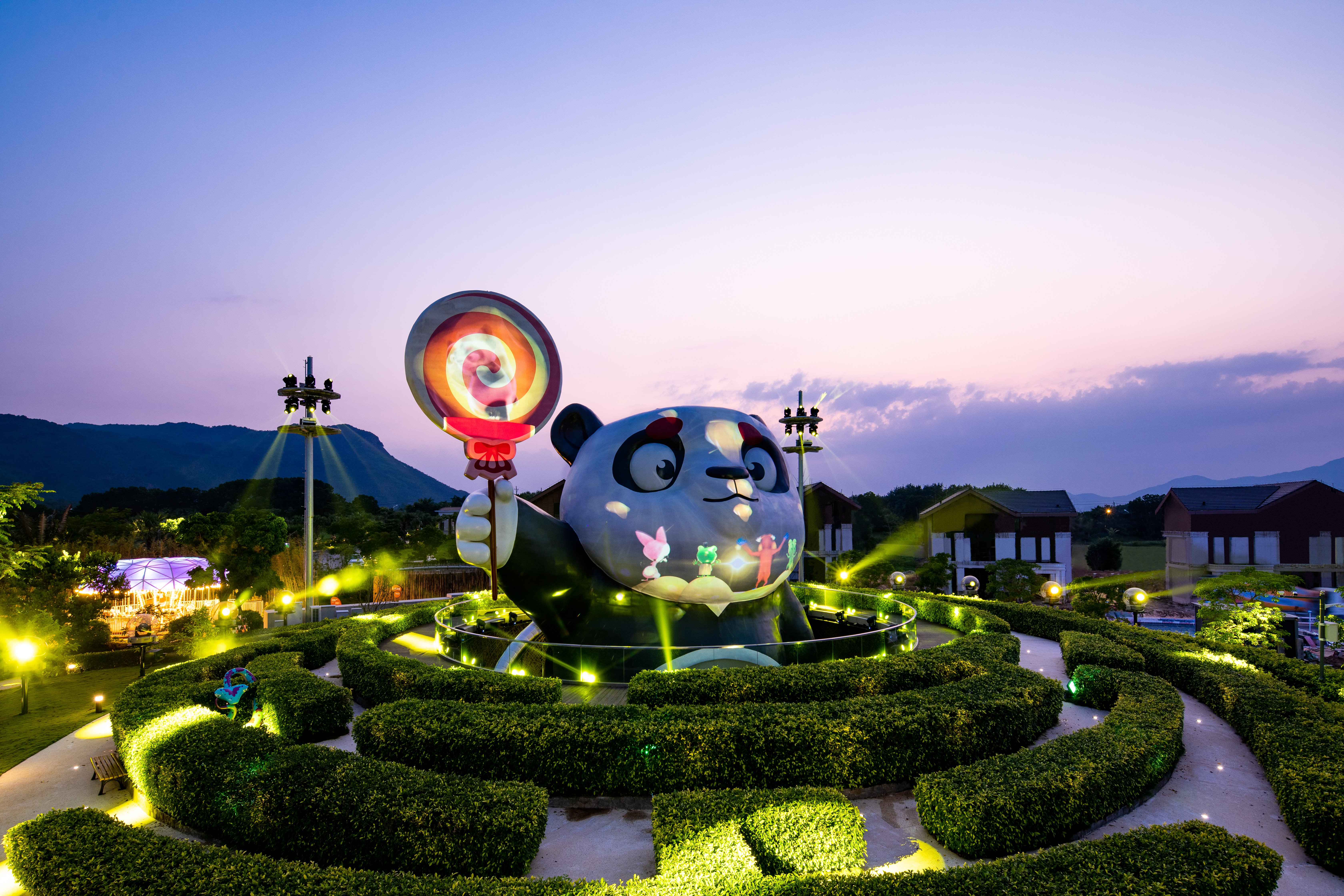 Holiday Inn Resort Qionghai Guantang 10/50