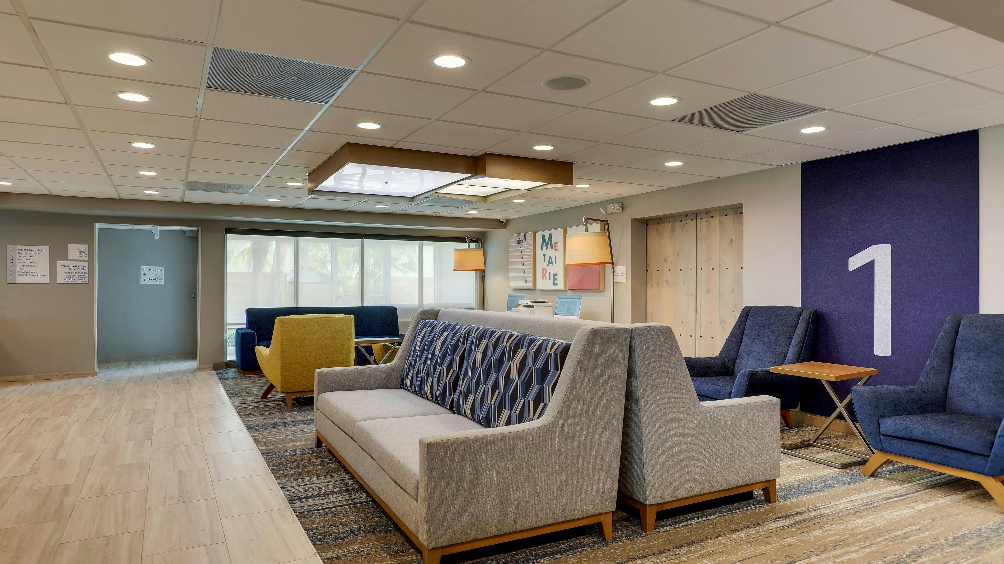 Holiday Inn Express Kenner New Orleans Airport an IHG Hotel 24/50