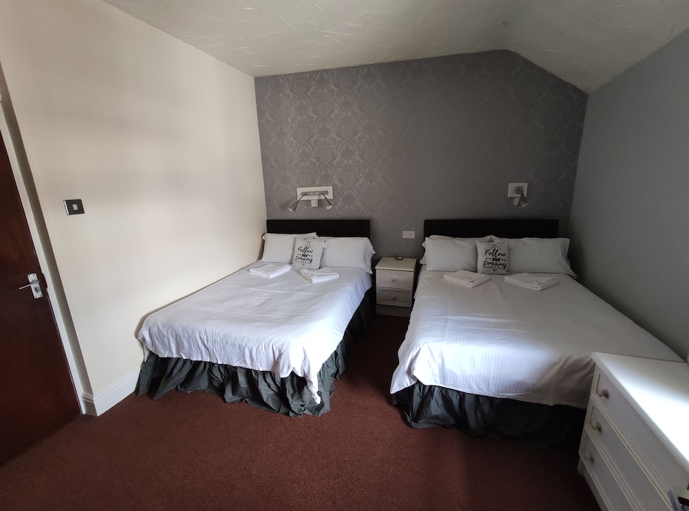 The Mardi Gras Guest Accommodation 12/47
