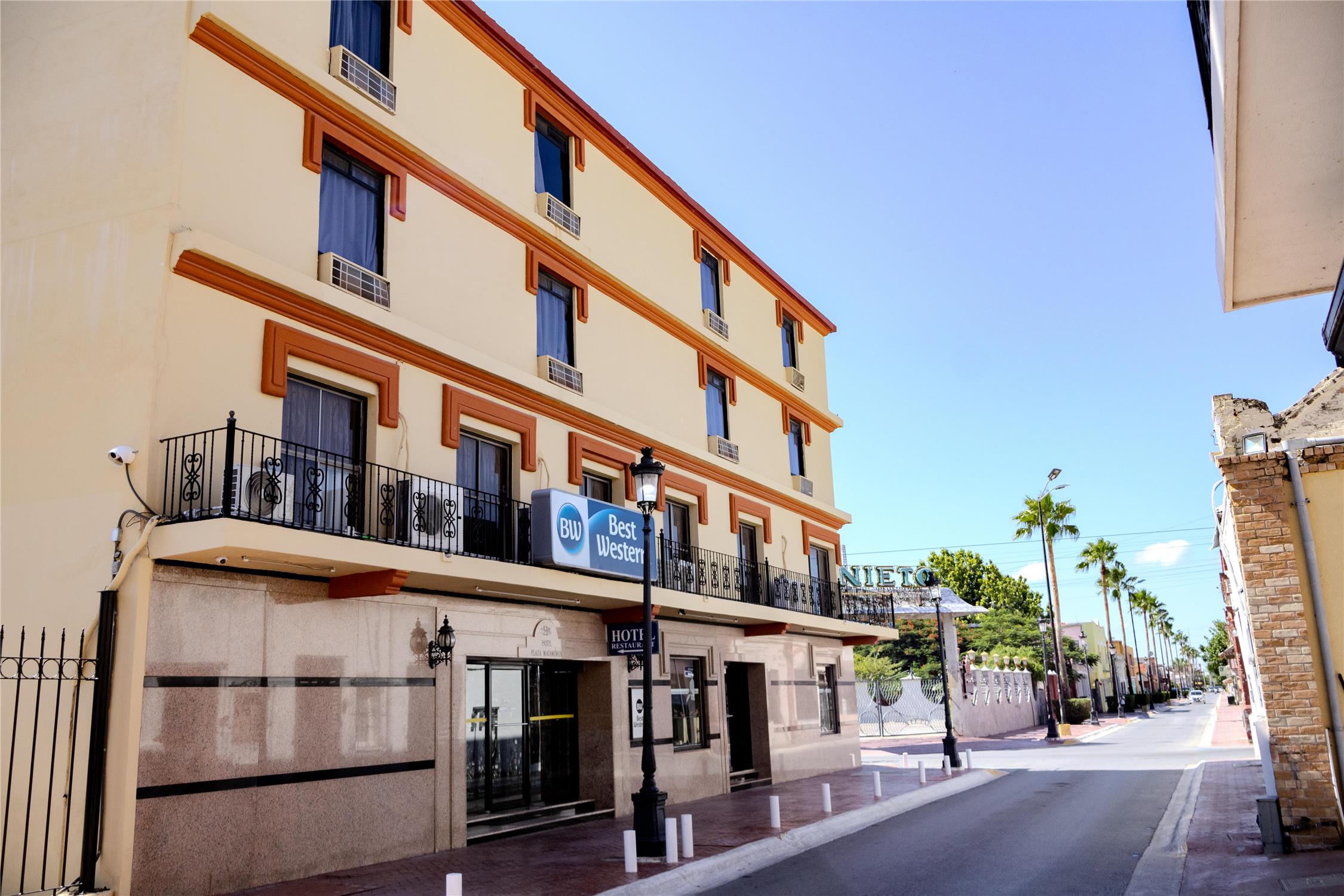 Best Western Hotel Plaza Matamoros 76/79