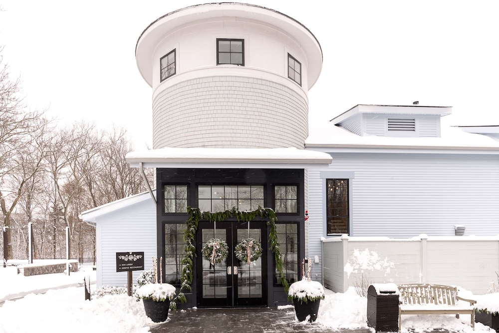 Briar Barn Inn 2/50