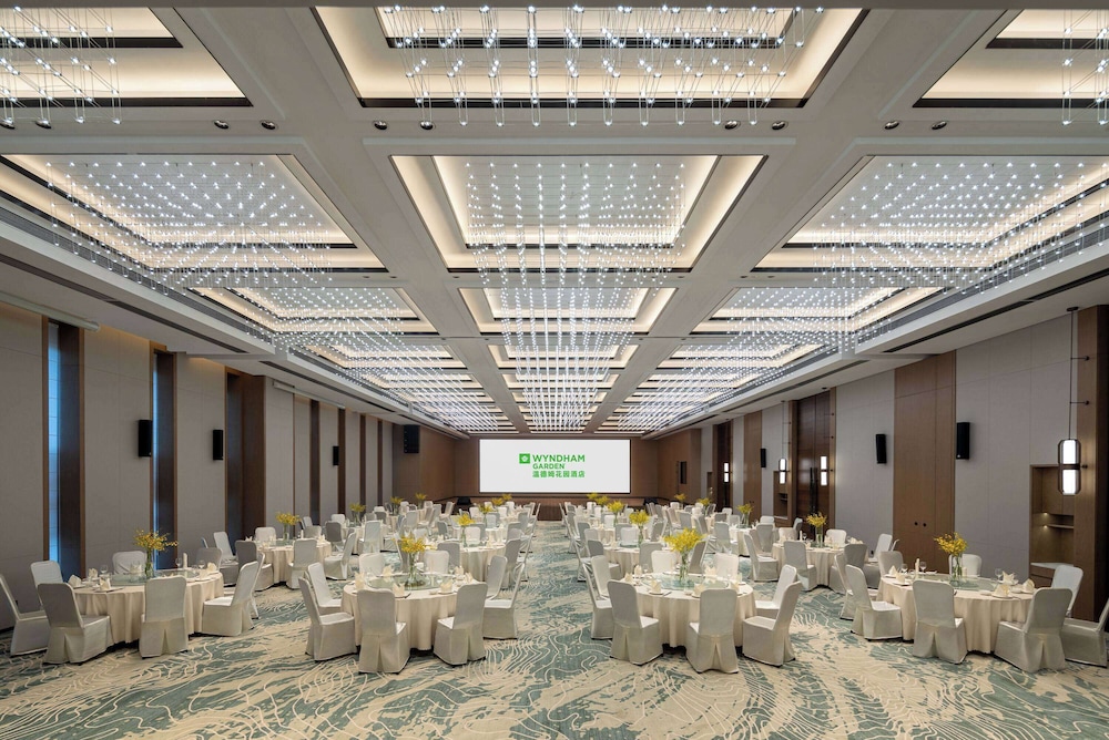 Wyndham Garden Xiangyang Xiangzhou 16/18