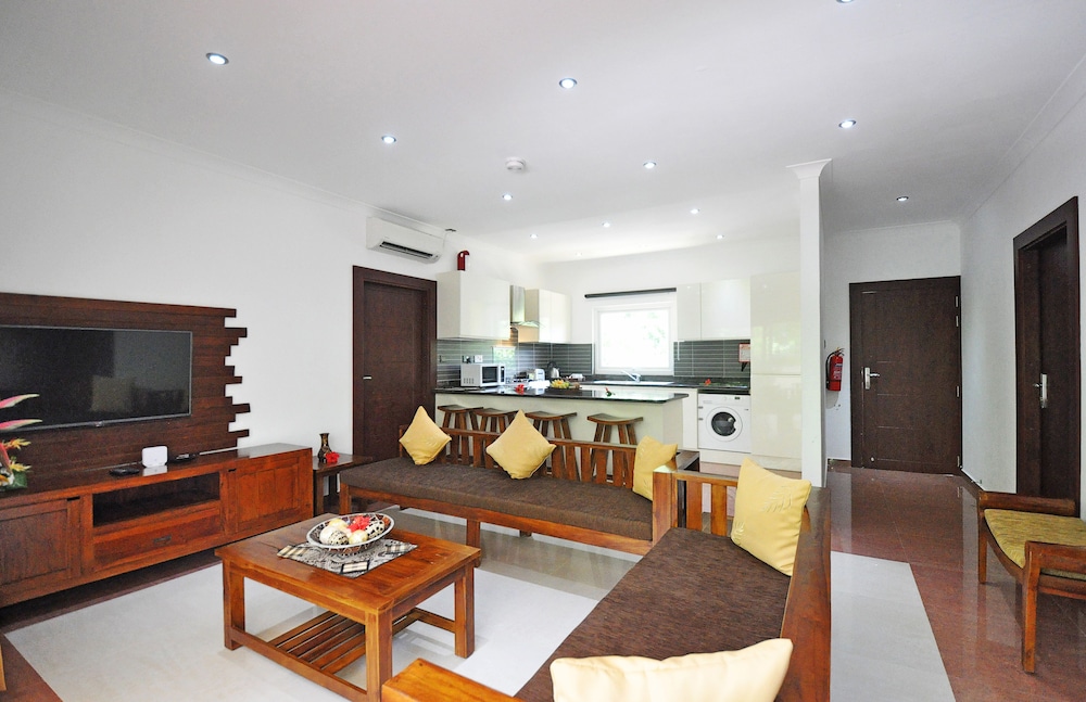 Yasad Luxury Beach Residence 34/50