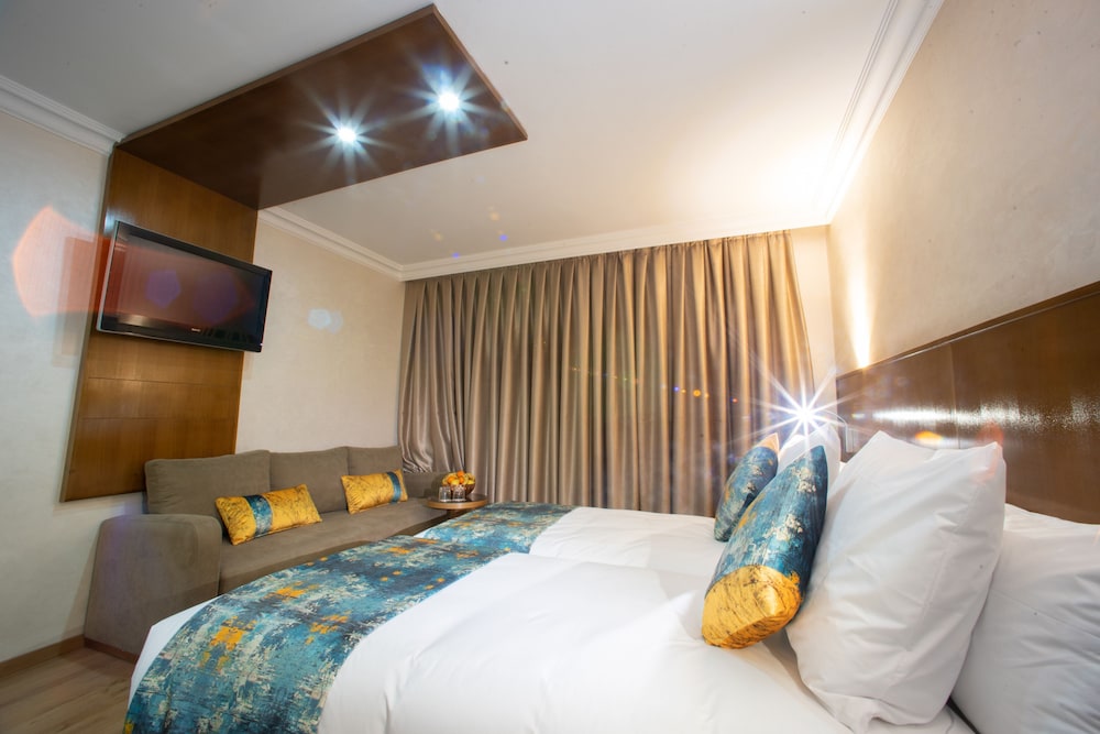 غرفة قياسية بسريرين منفصلين بإطلالة على الشاطئ مع أريكة، Argana Hotel 7/10