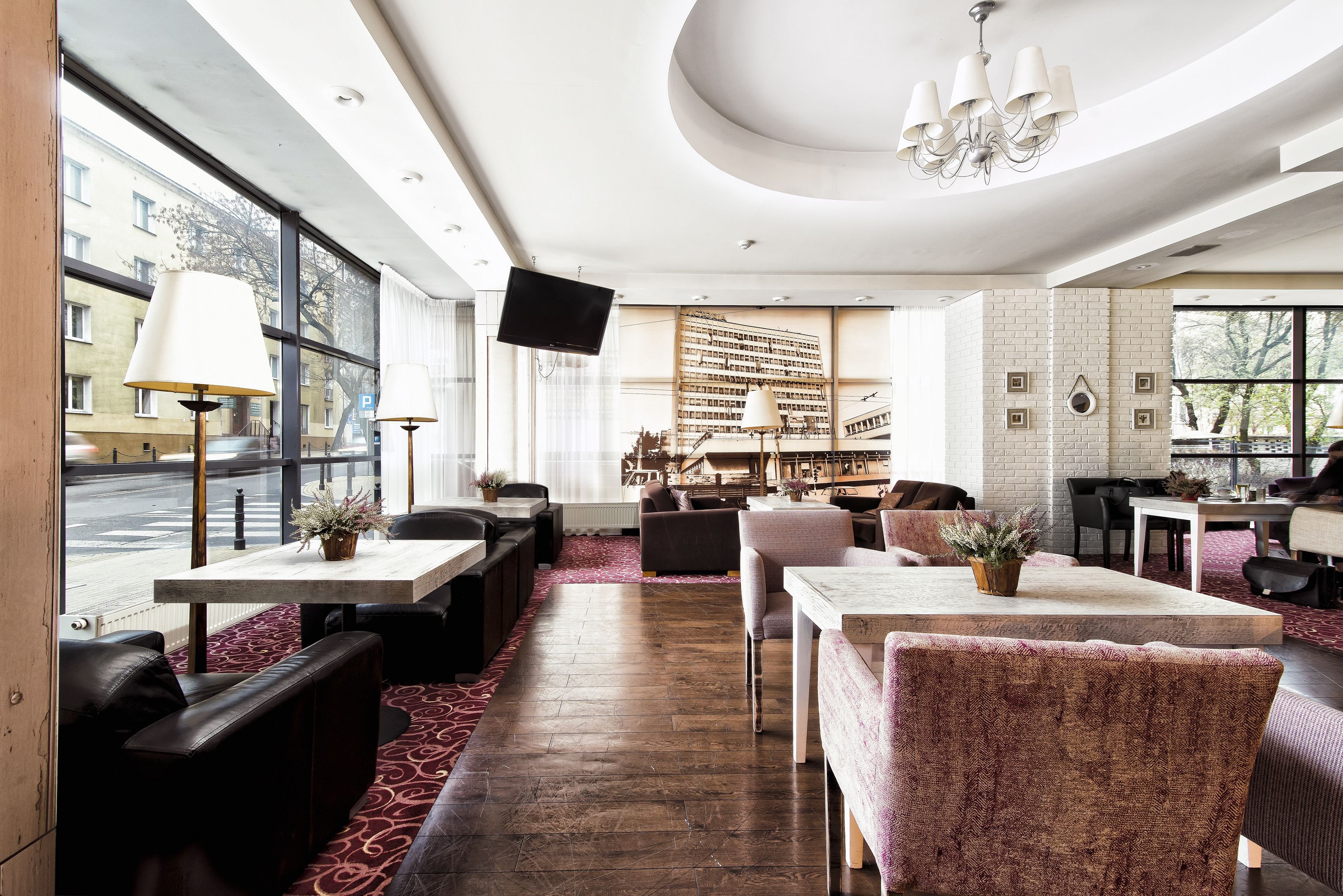 Victoria Hotel 5/13