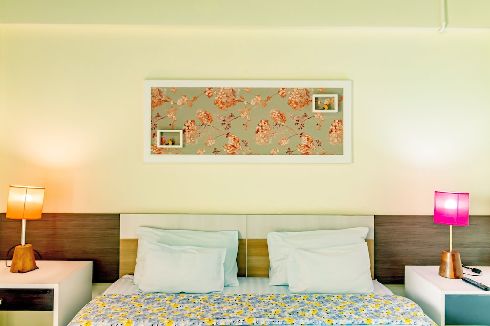 Aa Resort 32/50