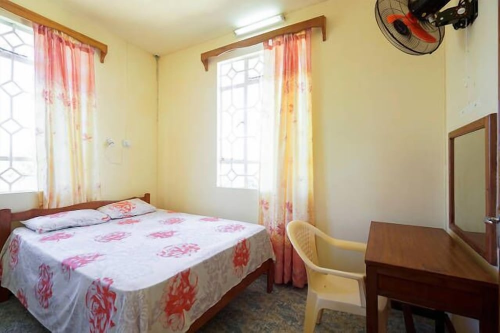 Allamanda Studios And Apartments 8/44