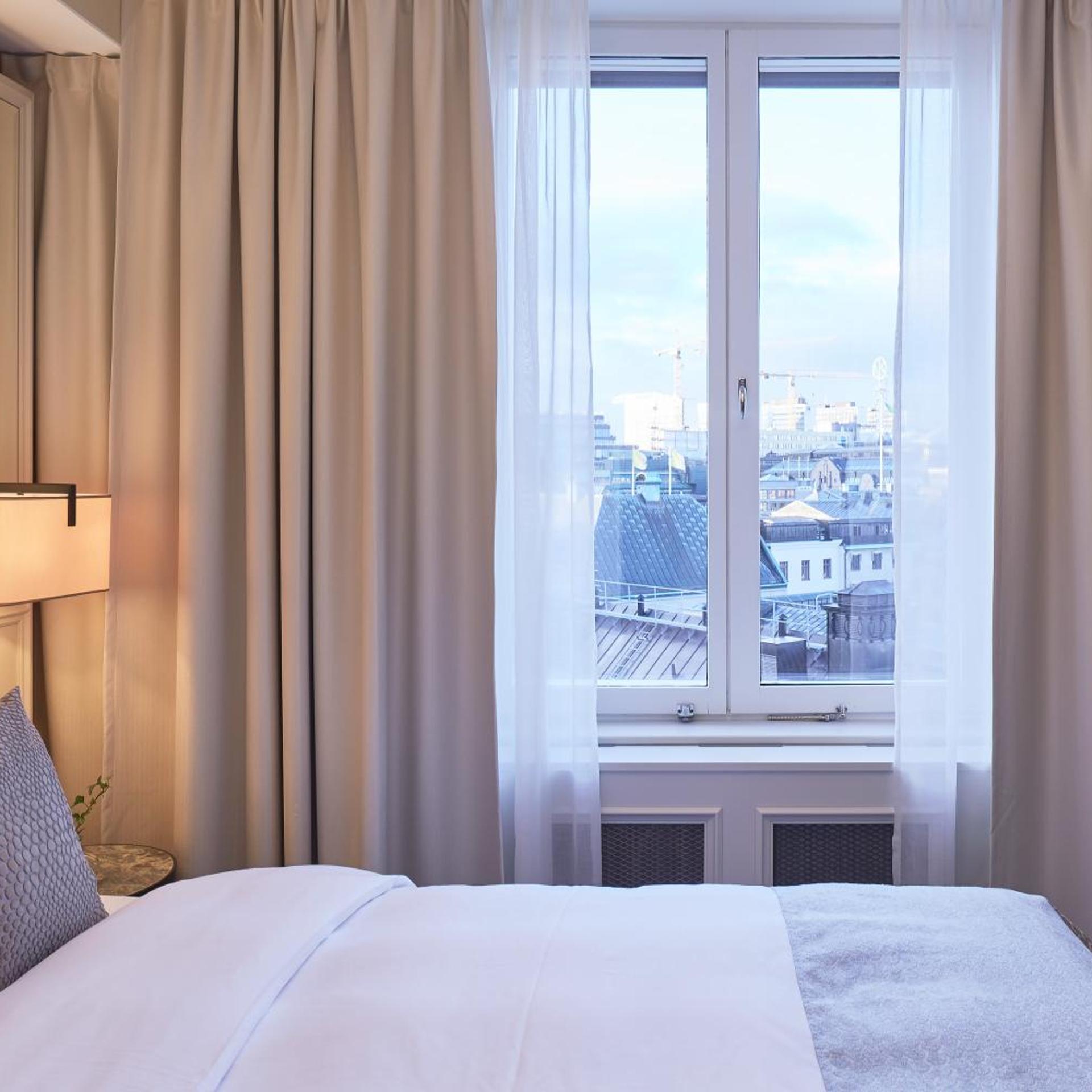 Elegant, Essential, Double Bed